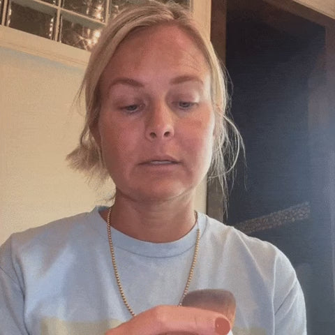 Alt image